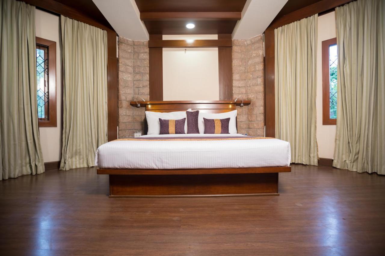 Hotel Kodai International Kodaikanal Kamer foto