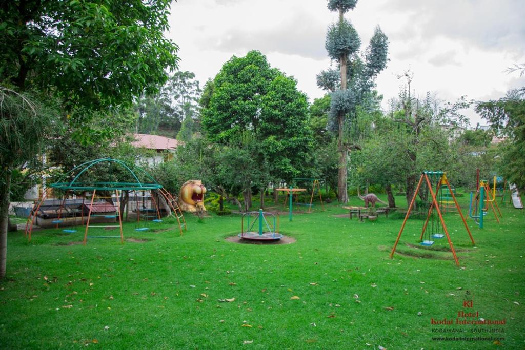 Hotel Kodai International Kodaikanal Buitenkant foto