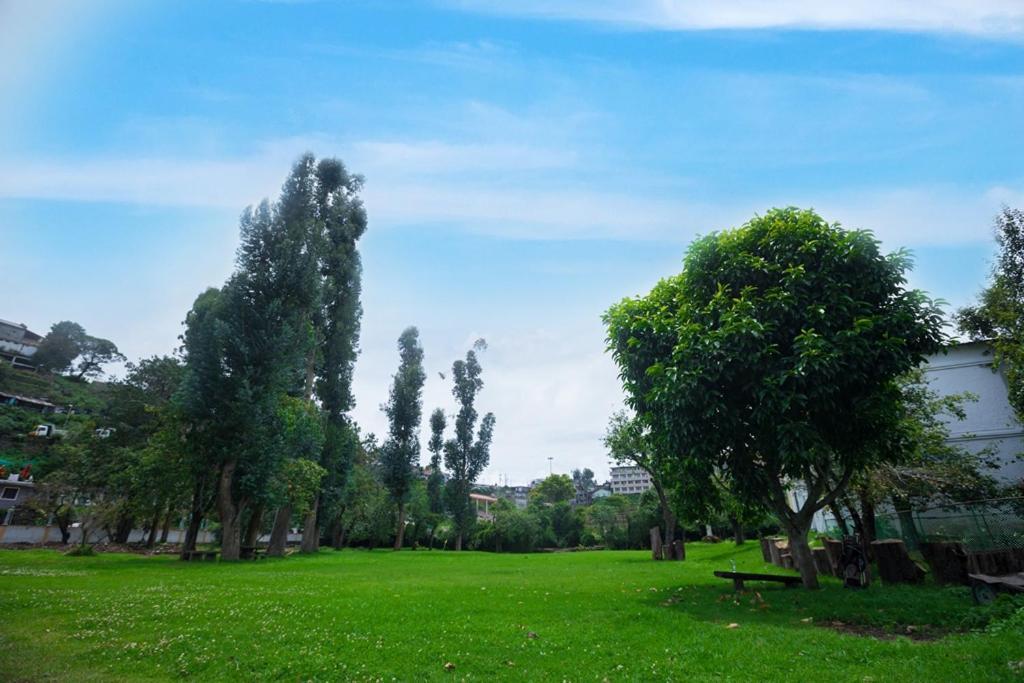 Hotel Kodai International Kodaikanal Buitenkant foto